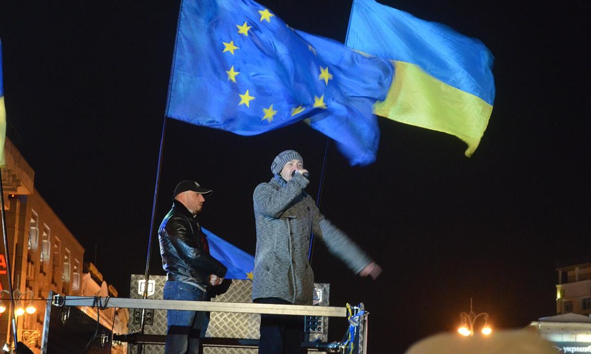 Sensacinga žinia iš Paryžiaus – Ukrainai atverti vartai į ES? (Video)