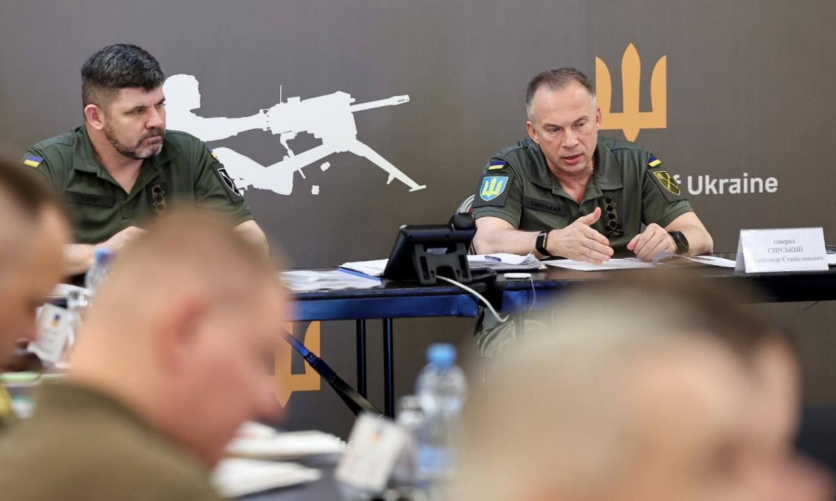 „Nėra neliečiamųjų“: Syrskio sprendimas purto Ukrainą