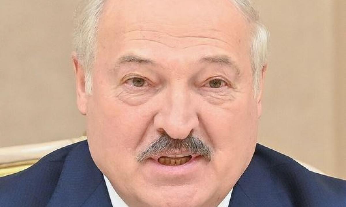 Naujos sąlygos Lukašenkai: jei nori sulaukti pensijos, geriau užsičiaupk