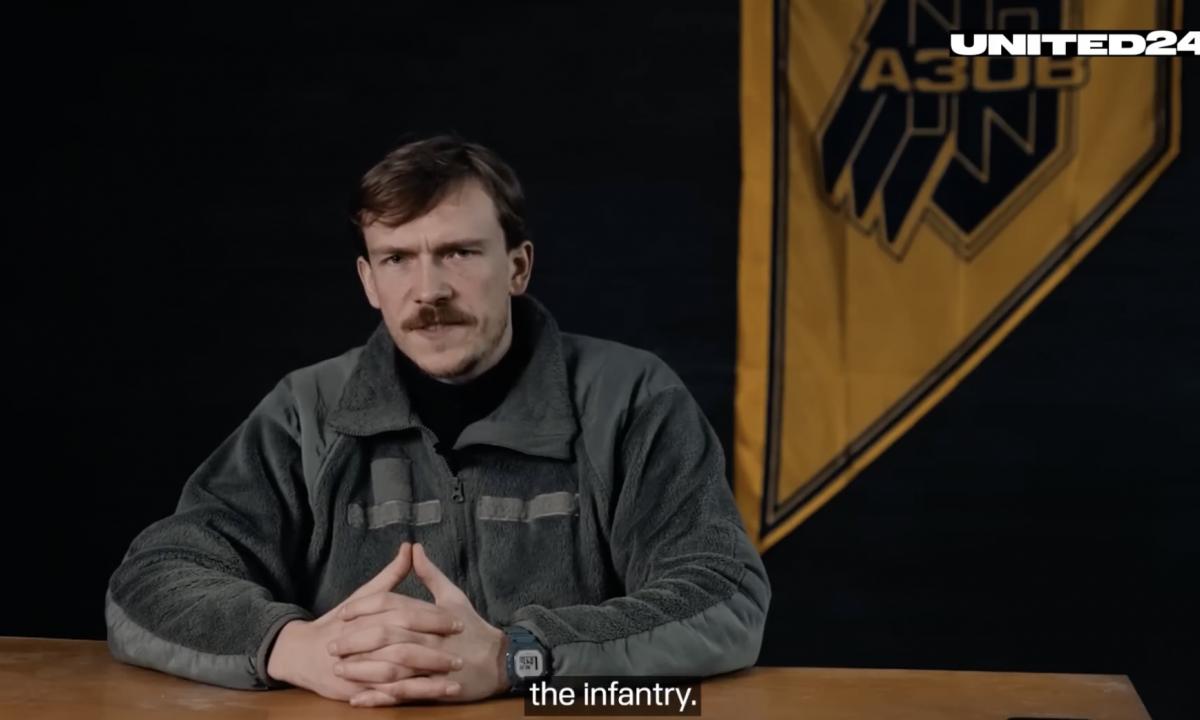 2 iš 33 . Skubus pranešimas: kokią žinią pasiuntė „Azov“ vadas?