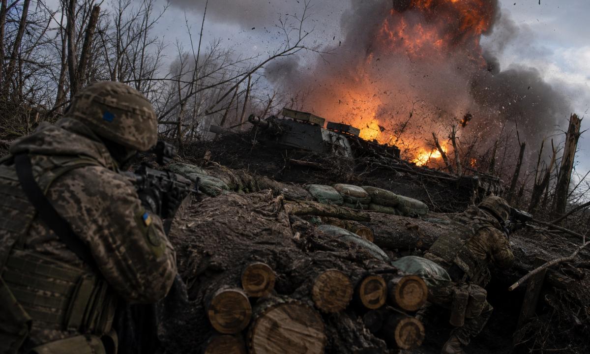 „Jie kopia į gerai suplanuotą žudymo zoną“: jie patiria didelių nuostolių Lymano kryptimi (Video)