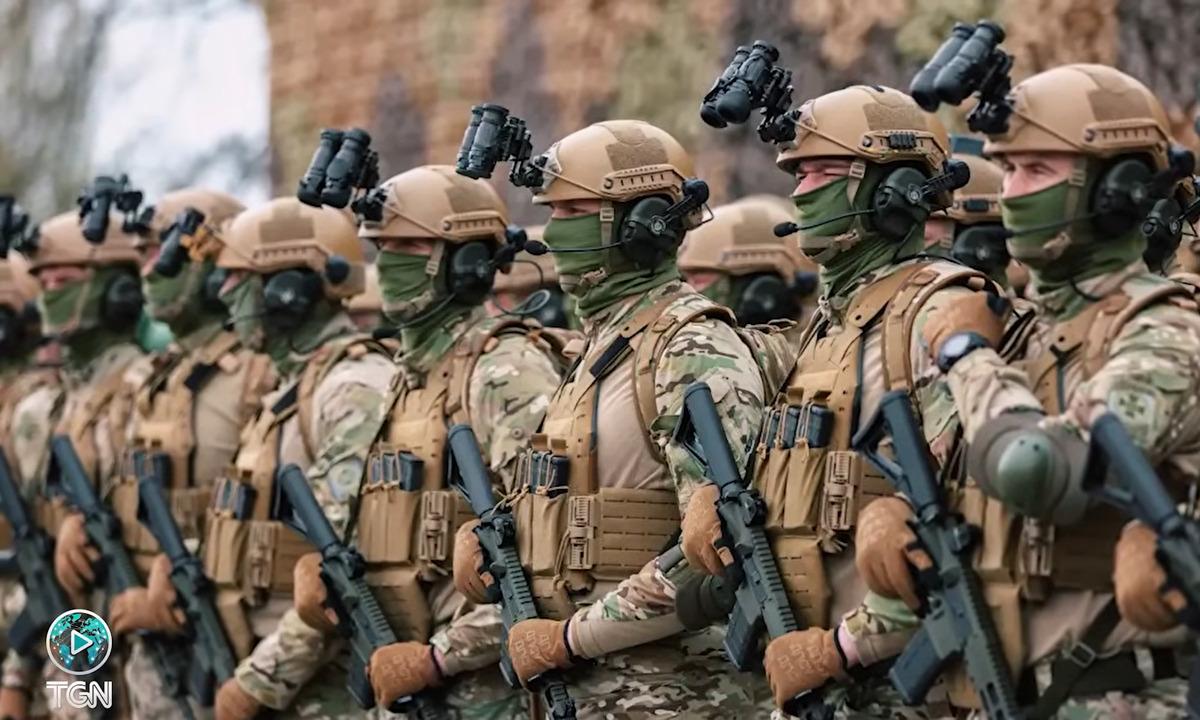 Pabudome naujoje realybėje: jie vėl grįžta prie milžiniškų junginių, kurie kelia šiurpą visam blokui