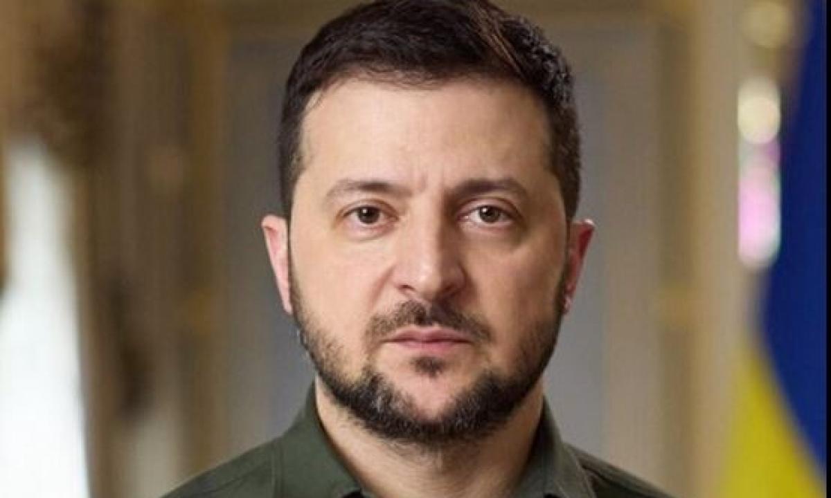 Užkulisių detalės: kas slypi už Zelenskio noro kalbėtis su Putinu „akis į akį“?