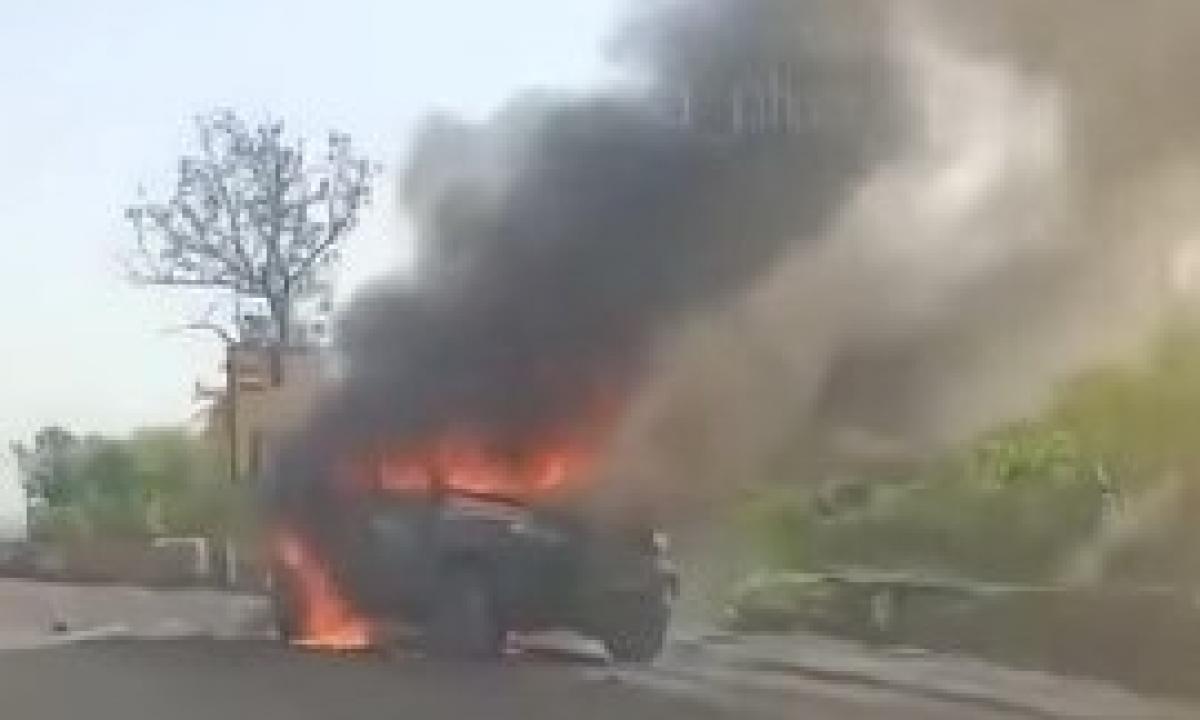 „Tai absoliučiai gražu! Jie subombardavo!“: rusai keistai džiaugiasi (Video)