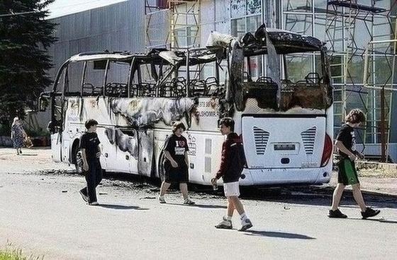 Smogiamojo BPLA atakos prieš maršrutinį autobusą „Maskva – Simferopolis“ pasekmės.