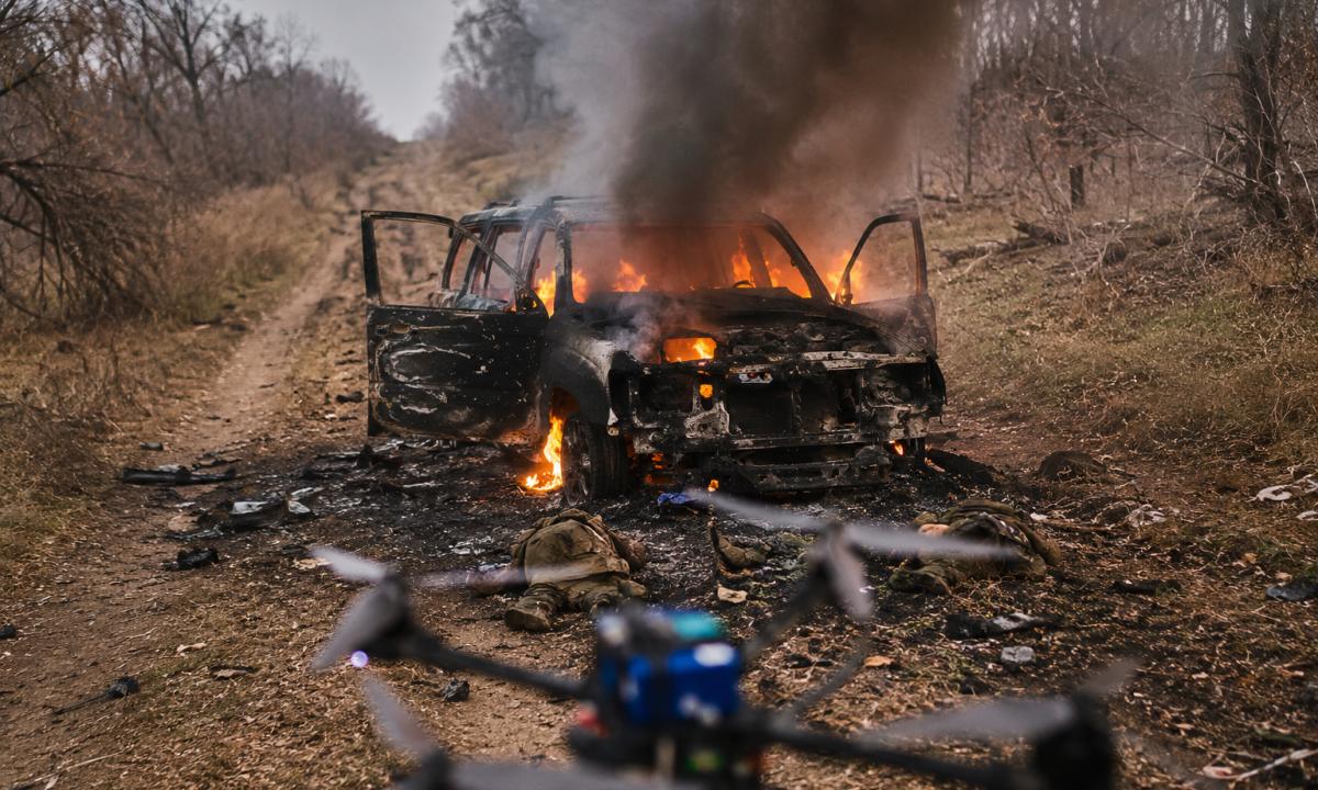 „Automobilyje kartu su juo buvo bataliono vadas ir štabo viršininkas“: paaiškėjo Putino didvyrio nukovimo detalės (Video)