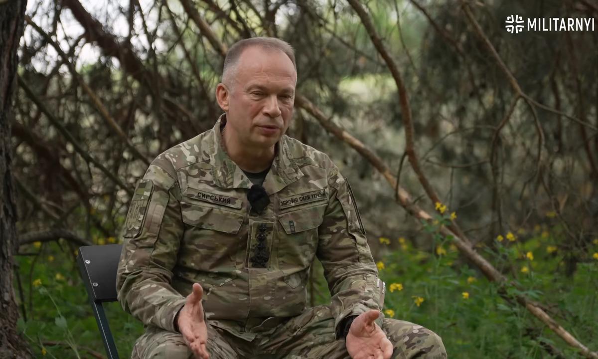  Syrskis telkia naujas jėgas. Šiaurės fronte naujas „kumštis“ (Foto)