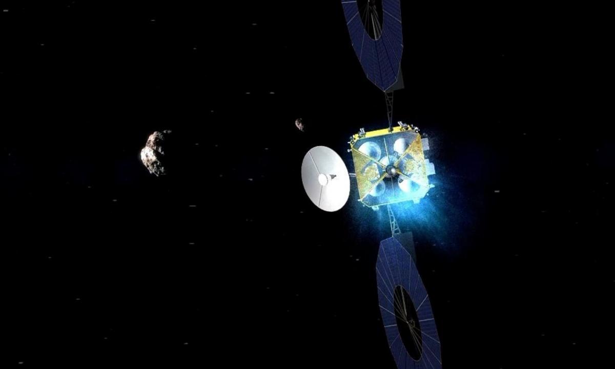 Pirmasis tokio pobūdžio nusileidimas: Kinijos slaptasis zondas nusileidžia antrajame Žemės mėnulyje