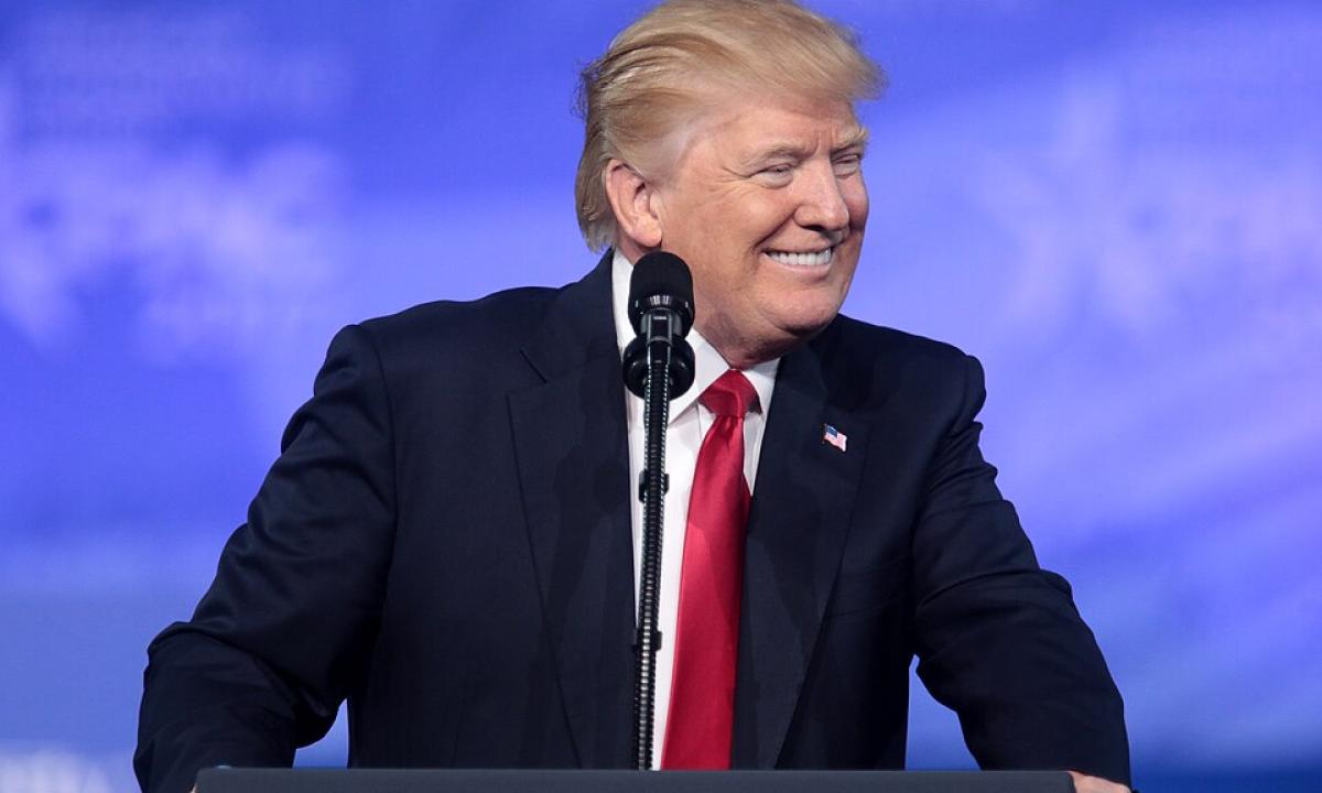 „Sutikau tik iš gailesčio“: skandalingi Trumpo žodžiai sukėlė visišką įniršį (Video)