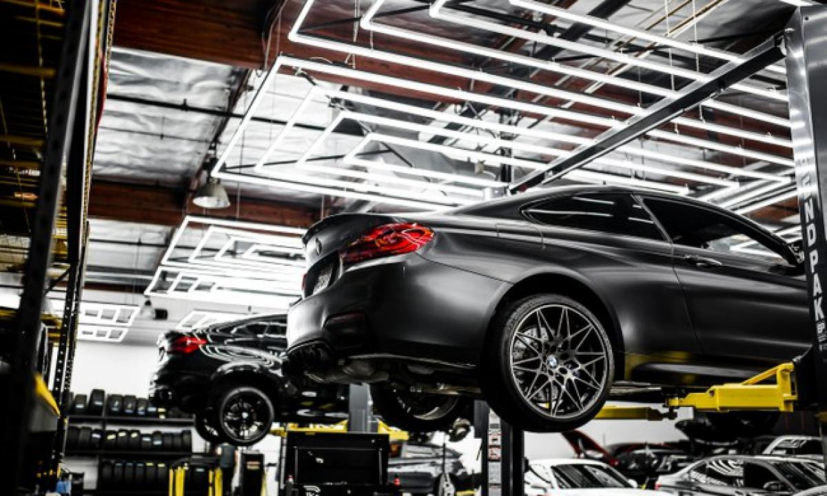 Mechanikas tiesiai šviesiai pasakė. „7 požymiai, kad autoservisas sukčiauja“