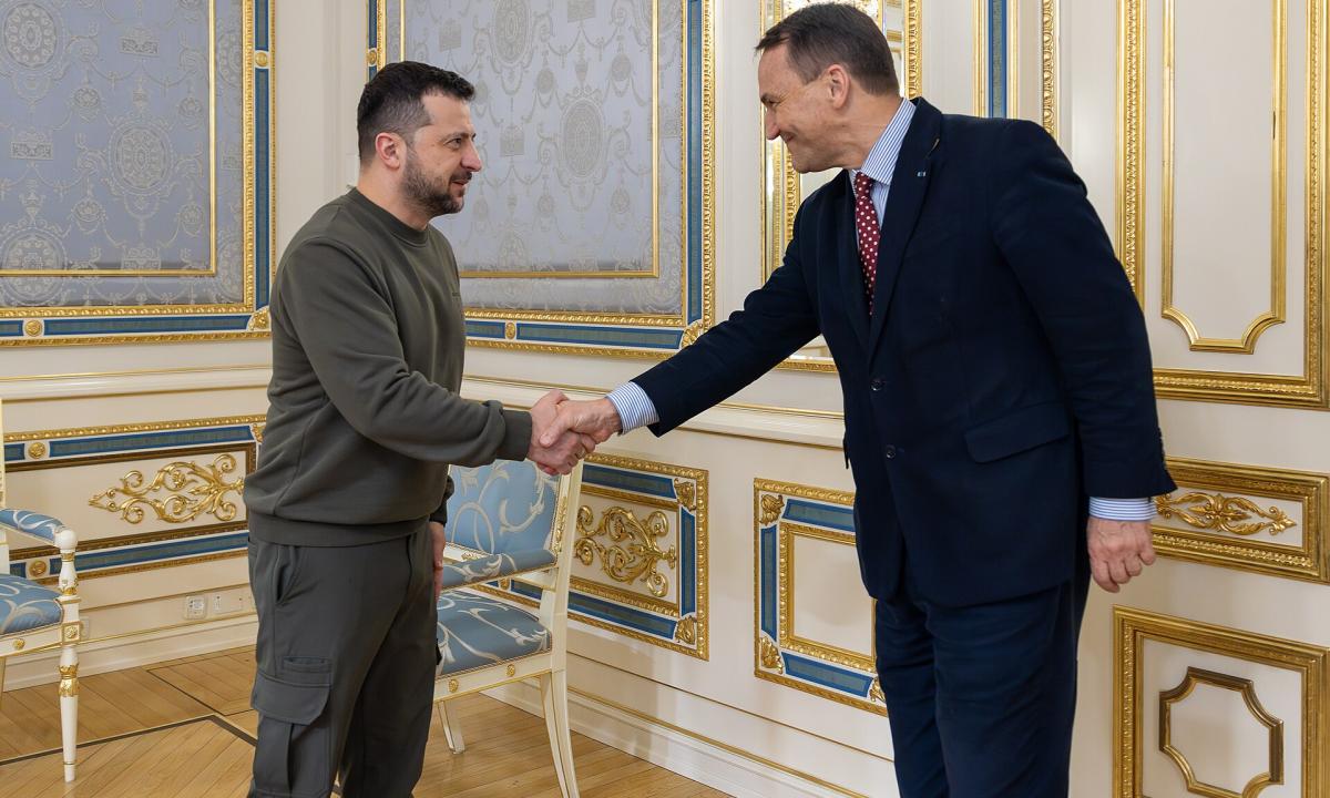 Skandalas kaimynystėje: Lenkijos ministras rėžė tiesą apie 100 000 aukų – Ukraina privalės tai išgirsti!