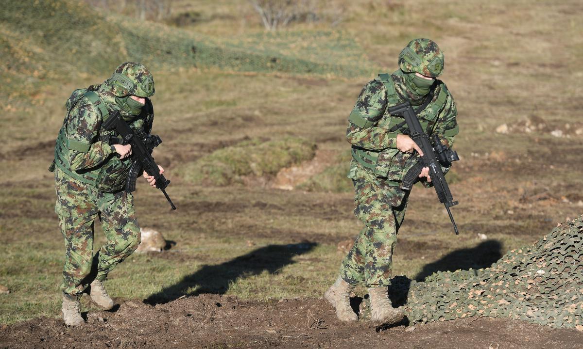 Lūžio metai: 2027-aisiais prasideda masinis rengimasis krašto gynybai