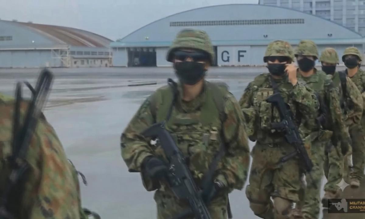 Japonija „išlindo iš šešėlio“: Maskvai šokas
