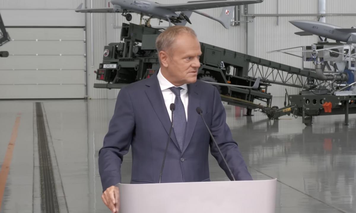 Jūs čia rimtai ar į Rusiją žiūrit? Tuskas kirto „patriotinio žaidimo“ žaidėjams!