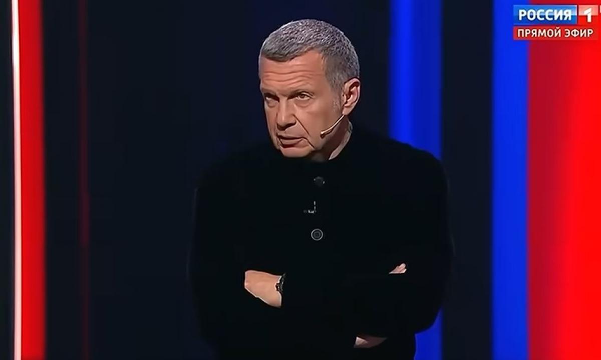 Kremliaus ruporas panikuoja: Rusijos oro gynyba paralyžiuota, o Solovjovas maldauja skubios Pekino pagalbos (Video)