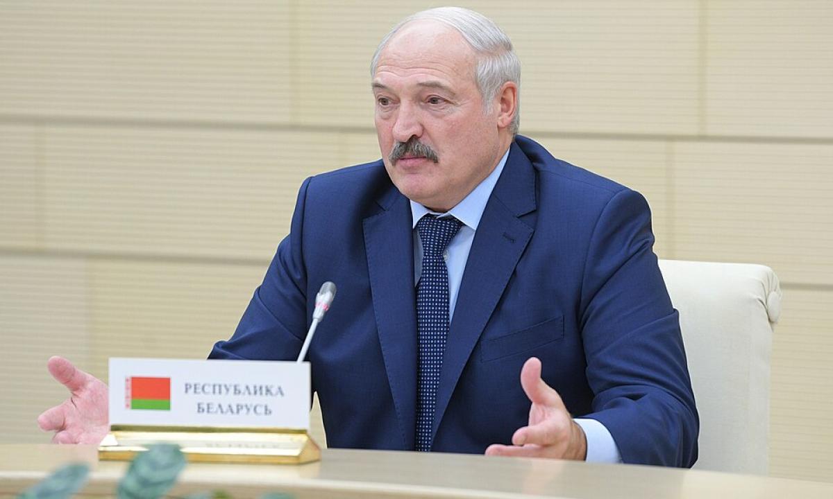 Rusai „okupuoja“ Baltarusiją. Lukašenka ką tik pasirašė dokumentą