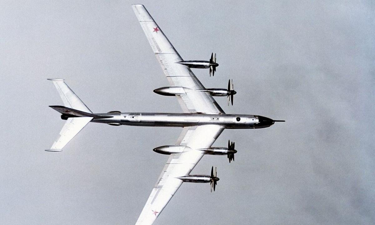 800 km skrydis ir Rusijos bombonešis Tu-95 niekada nebepakils (Video)