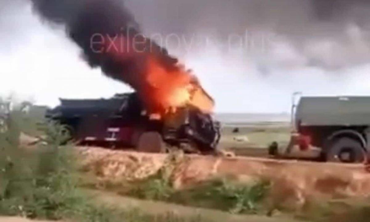 Daugiau nei 200 Rusijos karių. Kolona pleška. Ir tai ne Ukrainos darbas (Video)