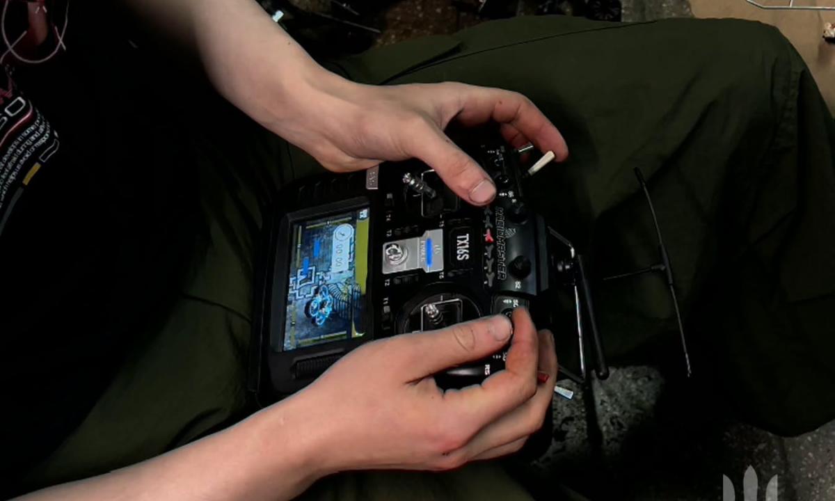 Prasidėjo nauja karo era: rusų Z-kanalai pakraupo pamatę, ką Ukrainos milžinas skraidina virš jų galvų (Video)
