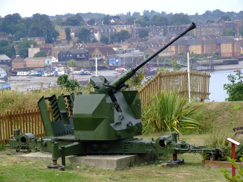 Bofors L70