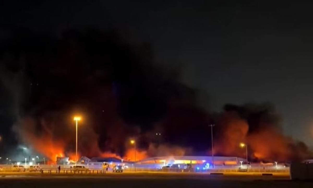 „Patriot“ ir HIMARS virto metalo laužu. Paskelbtas visiškas karas JAV: dega atominė elektrinė, o pasaulio tiekimas paralyžiuotas (Video)