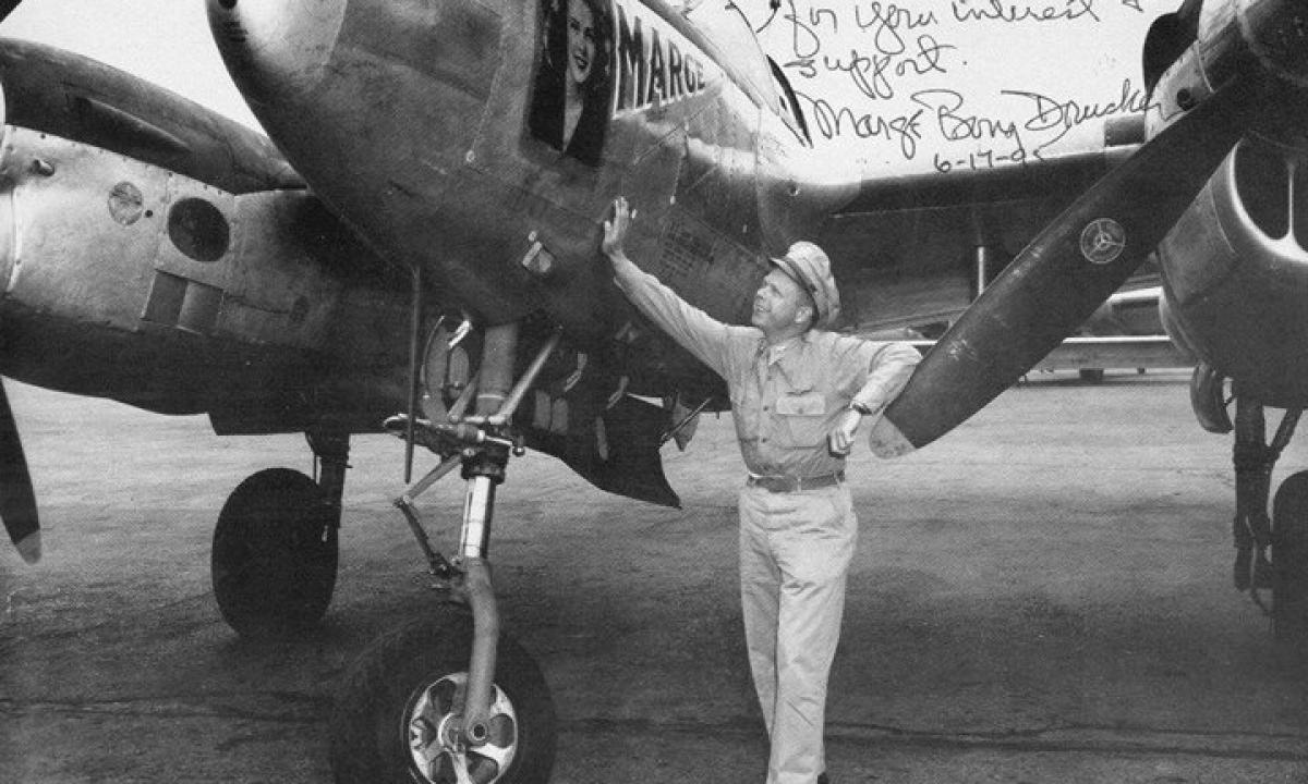 Džiunglėse rastos legendinio Antrojo pasaulinio karo lėktuvo nuolaužos. Jį pilotavo naikintuvų asas (FOTO)