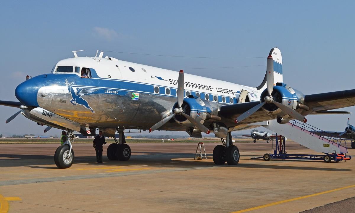 Po 74 metų. Sensacingas radinys. Rastos aviaciją pakeitusio lėktuvo nuolaužos (VIDEO)