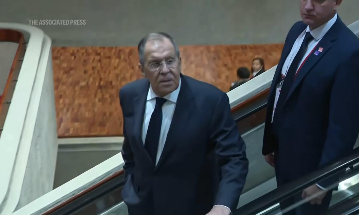 Per 35 min: naujos detalės – paaiškėjo tikroji tiesa apie netikėtą Kremliaus signalą deryboms!