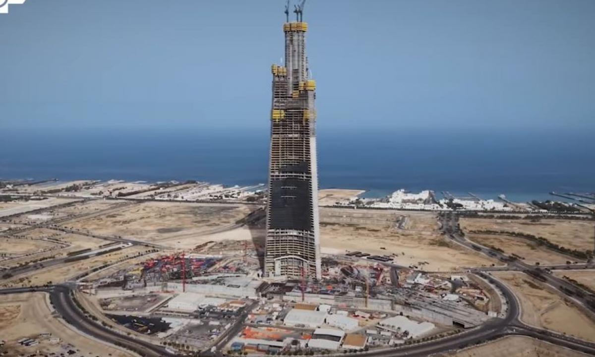 Peržengė ribas: nauja technologija leis statyti kilometro aukščio pastatus, o Burj Khalifa liks tik istorija (Video)
