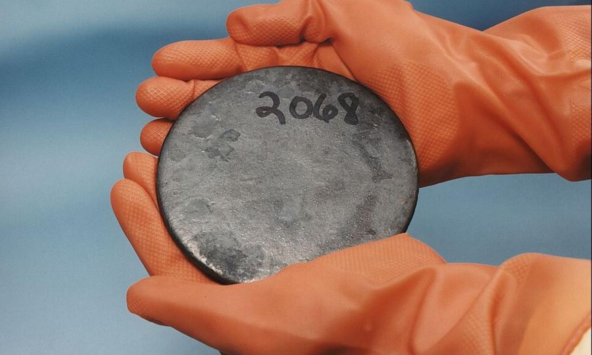Uranas-235 ir 238 užtaisuose: Rusija smogė – radiacija viršyta 80 kartų!