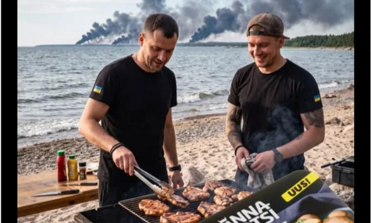 Kremlius skelbia isteriją. Estai užkūrė pirtį (Foto)