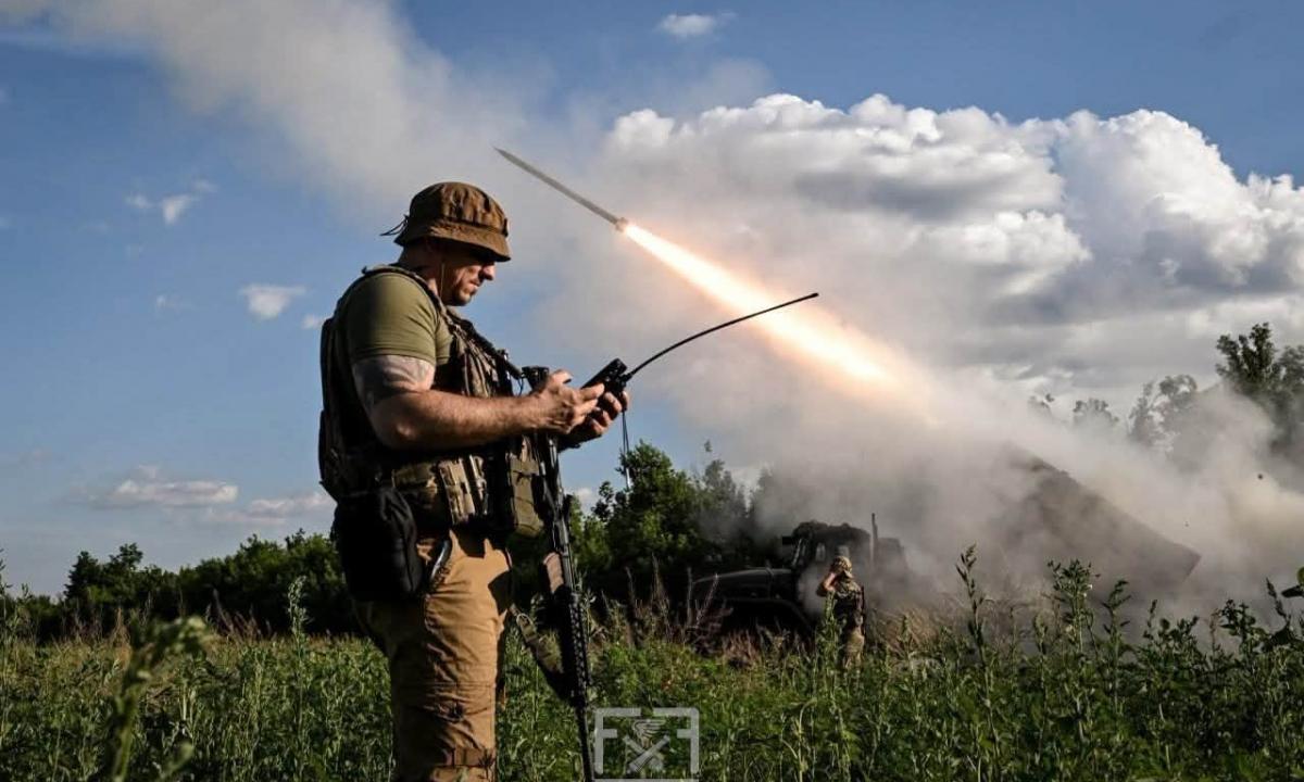 Ekspertas perspėja nedelsti: balistinės raketos smogia milžinišku greičiu ir vidury dienos