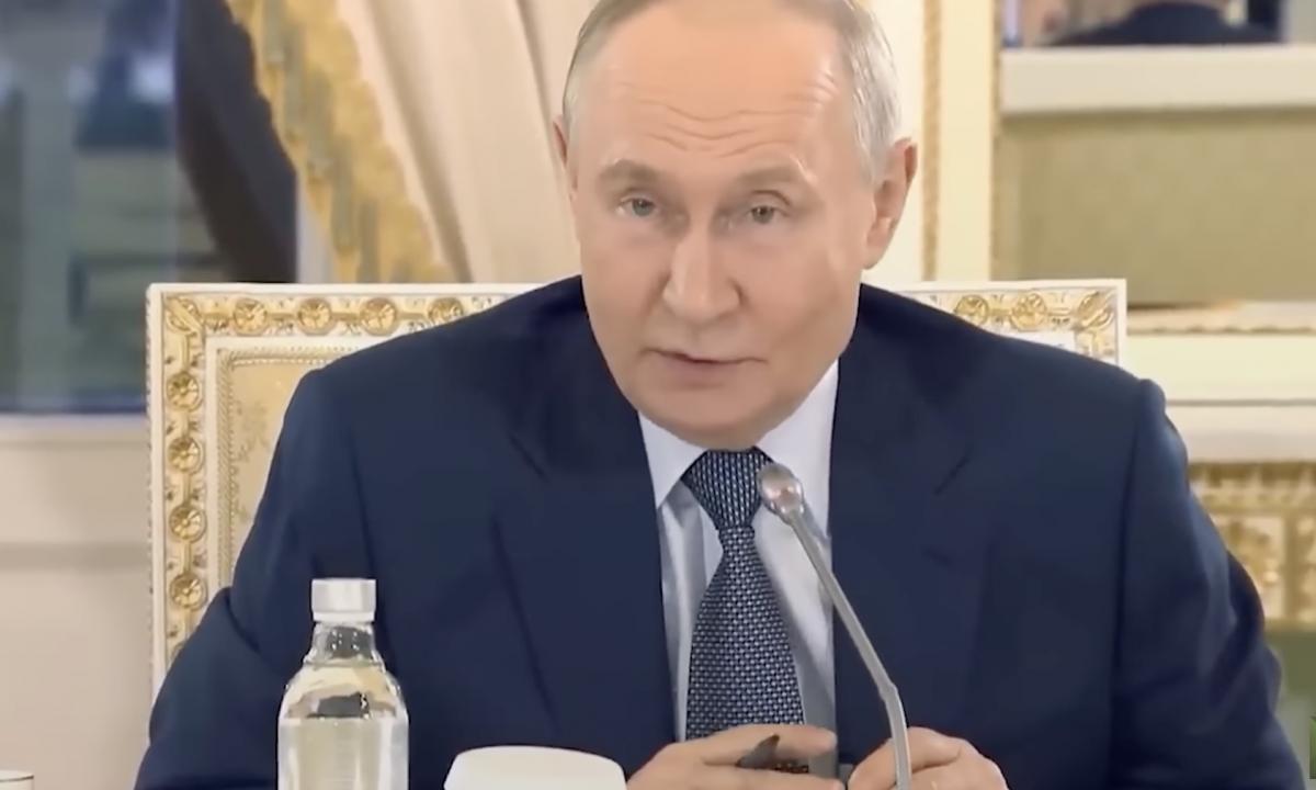 Kremlius keičia poziciją: to reikalauja Putinas