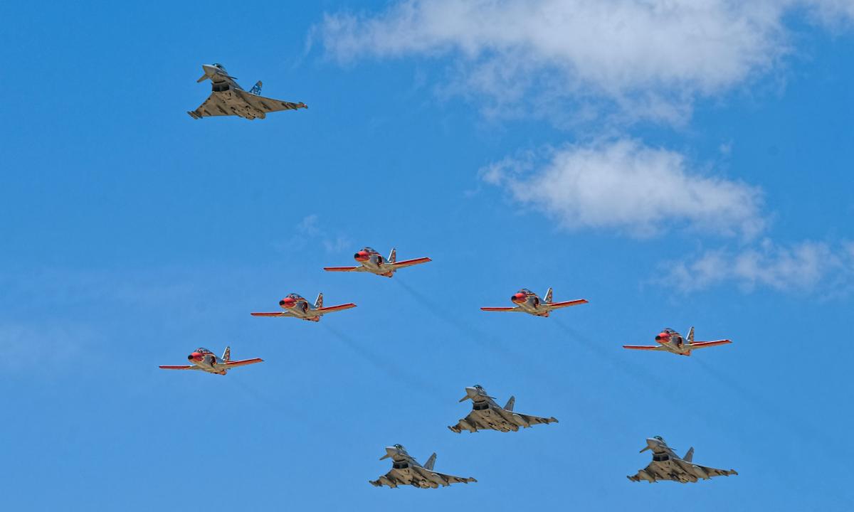 Lietuvoje, Lenkijoje ir Suomijoje. NATO sprendimas, po kurio Kremliuje kilnosis stogas