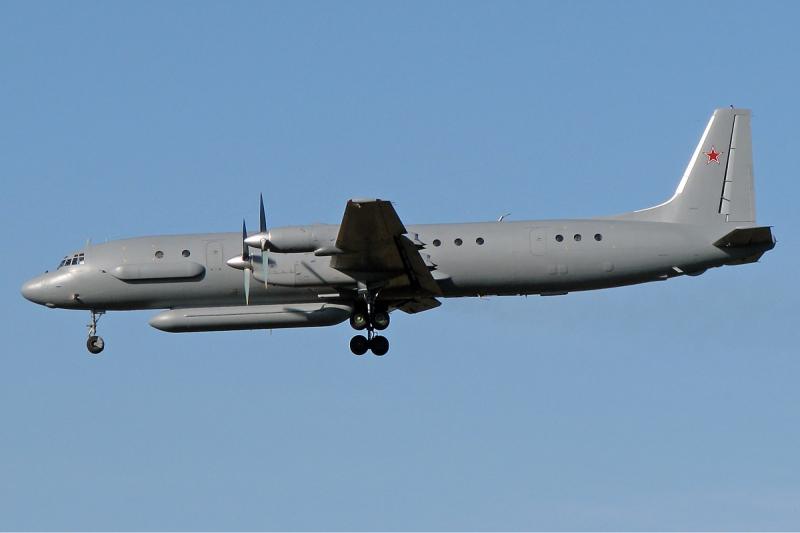Il-20M 